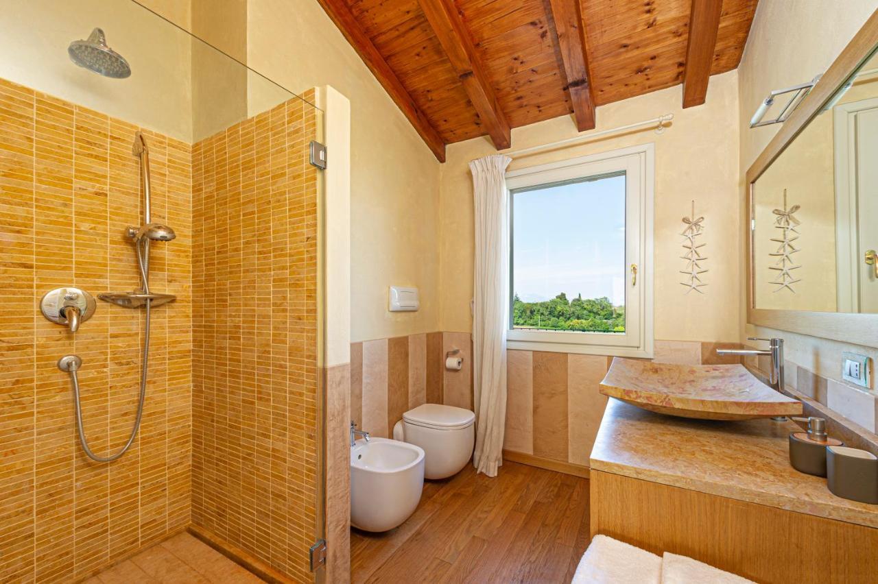 Villa Pratello Padenghe sul Garda Kültér fotó