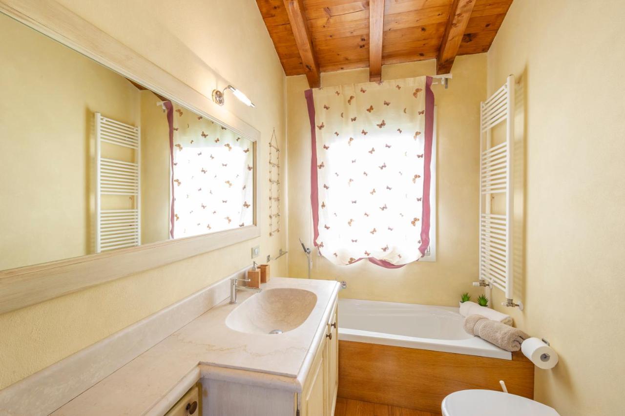 Villa Pratello Padenghe sul Garda Kültér fotó